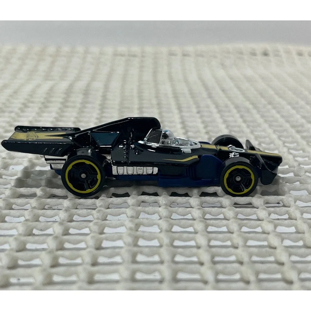 2021‎ Hot Wheels Black formula Race Car DHN88  aldi Playset #8
